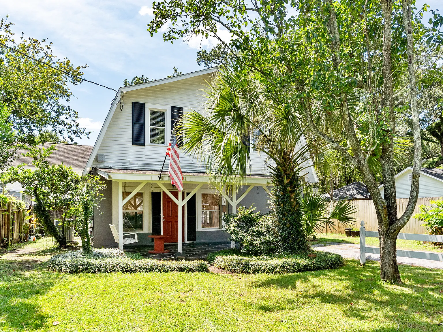 Cute midtown charmer — Photo 1