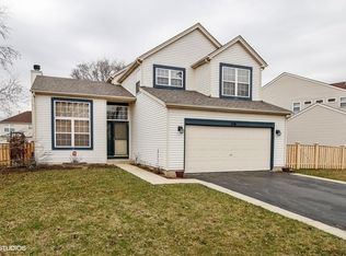 136 Amberleigh Dr, Romeoville, IL 60446