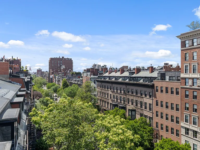 101 Beacon St #PENTHOUSE — Photo 25