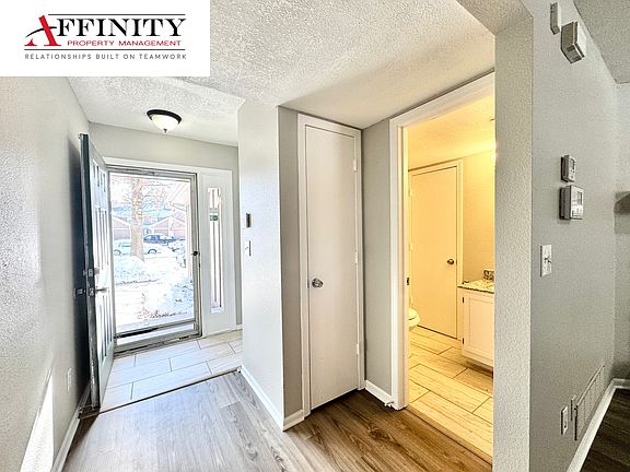 4th image of 1378 NW Jefferson Ct #1
