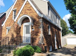 2524 S 7th St, Springfield, IL 62703