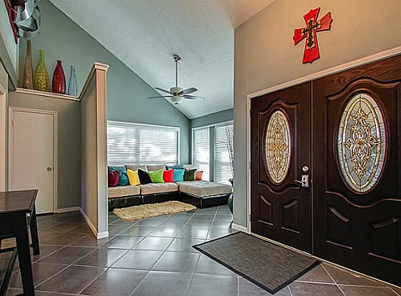 4th image of 1102 Altoga Ct