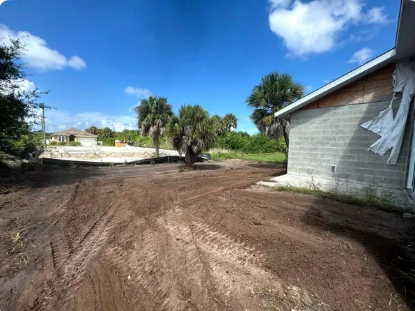 109 Spring Dr, Rotonda West, FL 33947