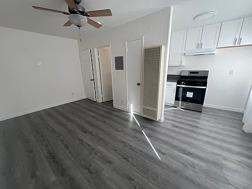 637 McDonnell Ave #637B Photo 1