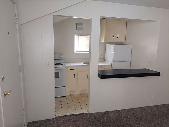 2nd image of 1040 Martin Ave #15