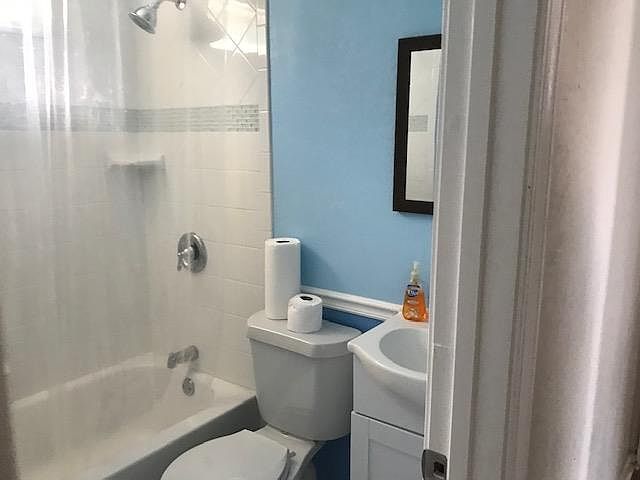 2nd image of 200 Meadowbrook St