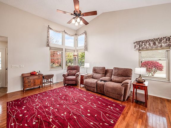 4th image of 4832 Brixston Dr