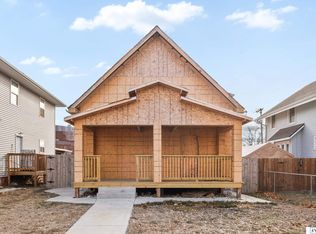 1607 Evans St, Omaha, NE 68110