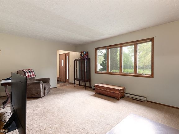 5th image of 6405 Denise Dr