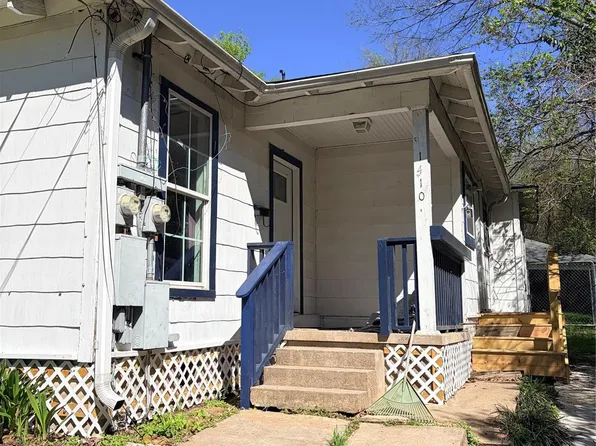 1410 15th St, Huntsville, TX 77340