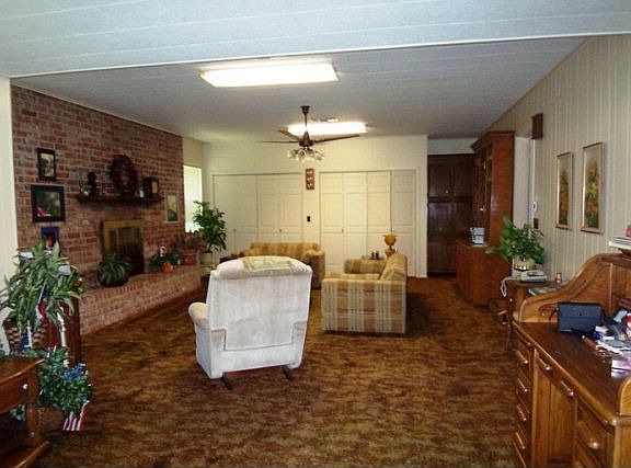 5th image of 909 Evans Dr