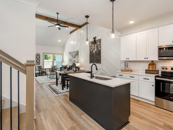 2221 Jenkins Rd #105, Chattanooga, TN 37421