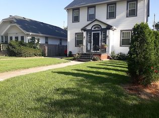 2437 Vane St, Omaha, NE 68112