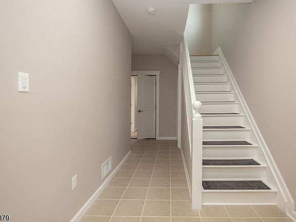 2nd image of 120 W Linden Ave
