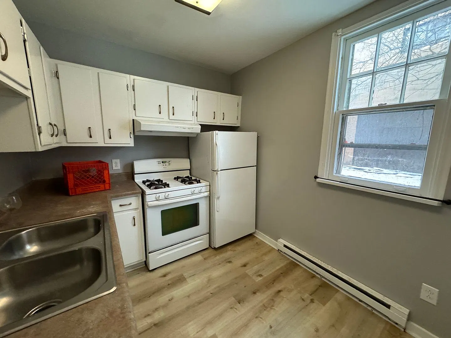 212 Giffin Avenue — Photo 2