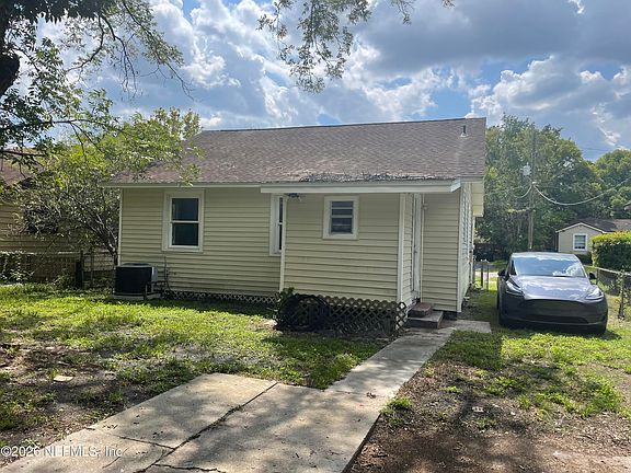 3rd image of 955 ALLISON Street