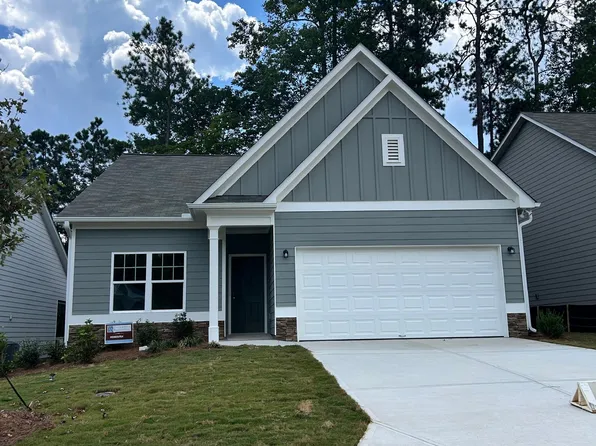 366 Cedar Hill Dr, Dallas, GA 30132