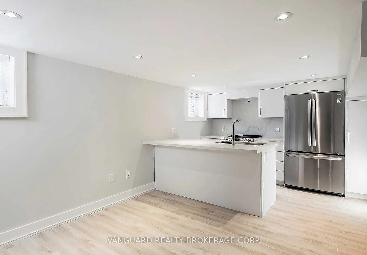 1 bed, $2,100 — Photo 3
