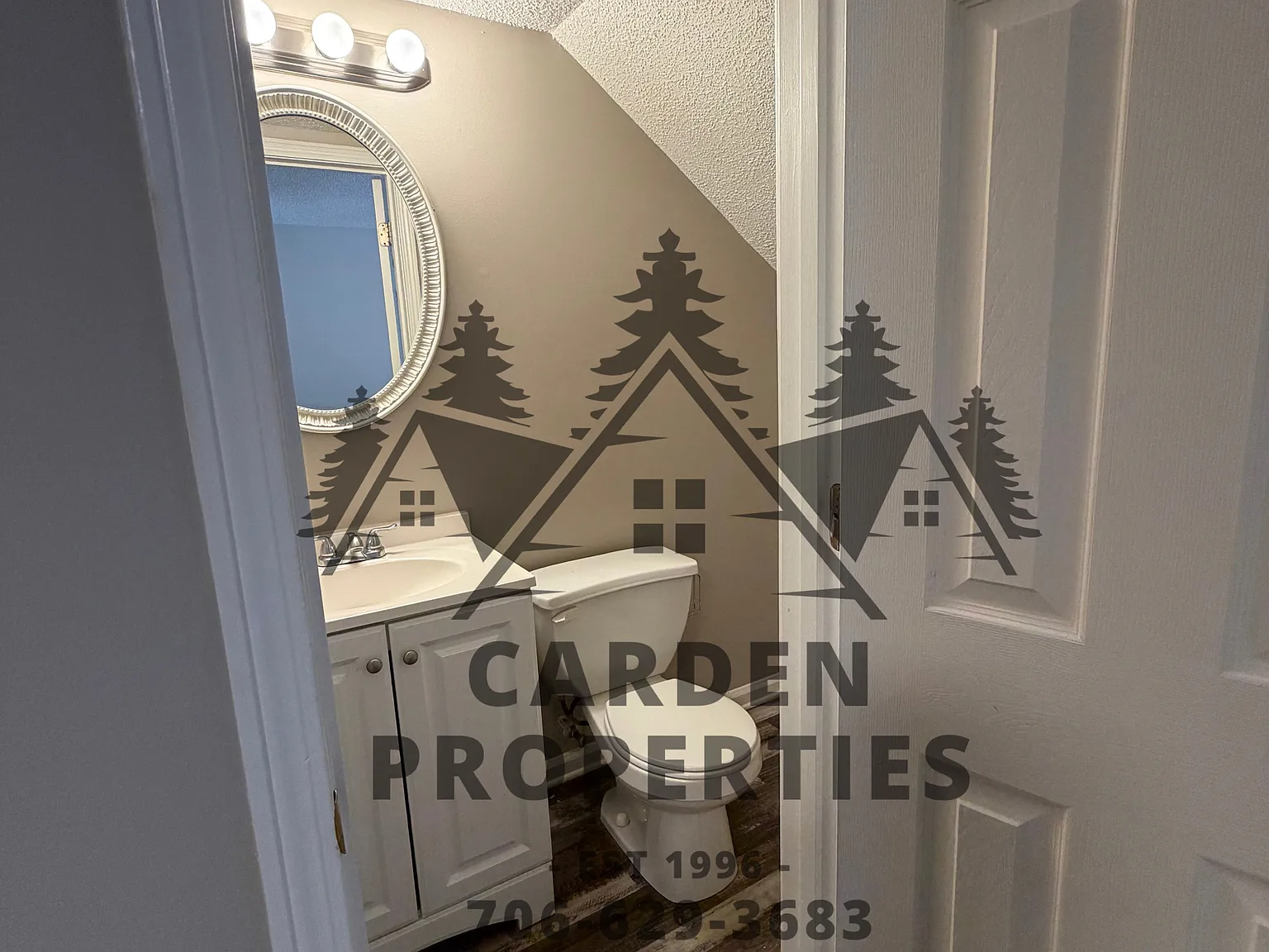 2 bed, 1.5 bath, 1100 sqft, $1,100 — Photo 4
