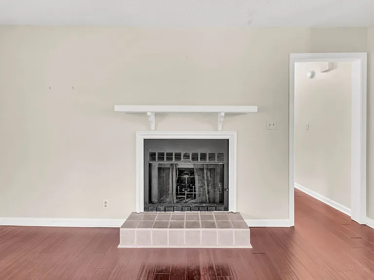 2157 Watertown Pl — Photo 6