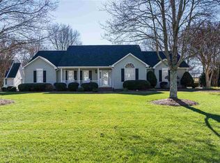 336 Trantham Ct, Inman, SC 29349