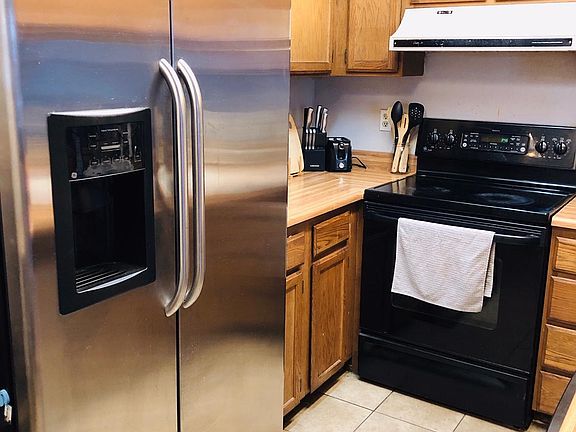 2nd image of 670 Winona Ct APT 26