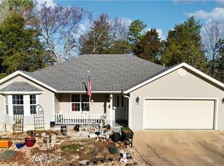 12 Lord Nelson Dr, Bella Vista, AR 72714
