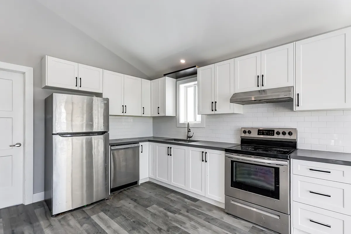 Building Photo - 493 Gill St #MF