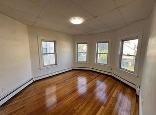 45 Louis St PENTHOUSE 3, Chelsea, MA 02150