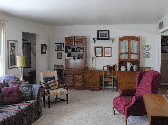 3rd image of 1117 Horseshoe Dr