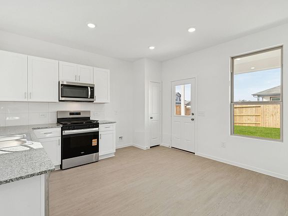 7th image of this home