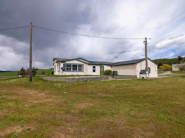 12201 S Jackson Rd, Mica, WA 99023