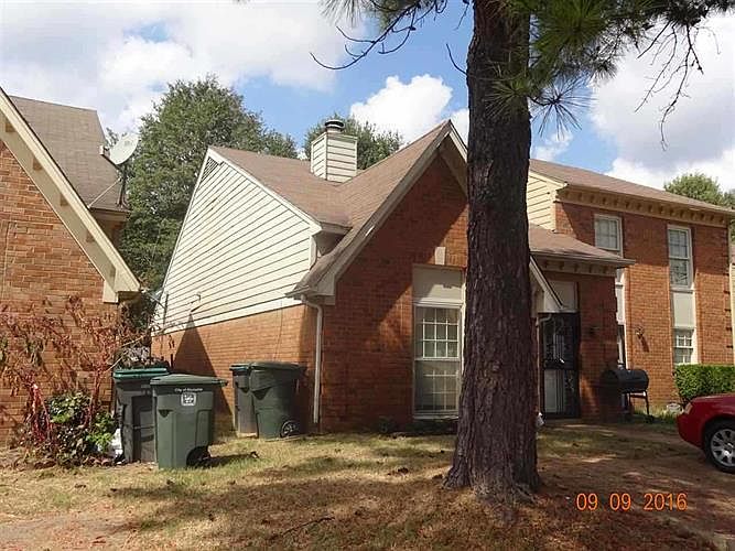 1st image of 3685 Hyacinth Dr