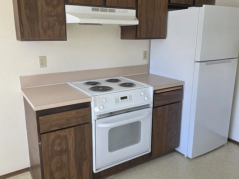 8621 N Edison St #11 — Photo 4