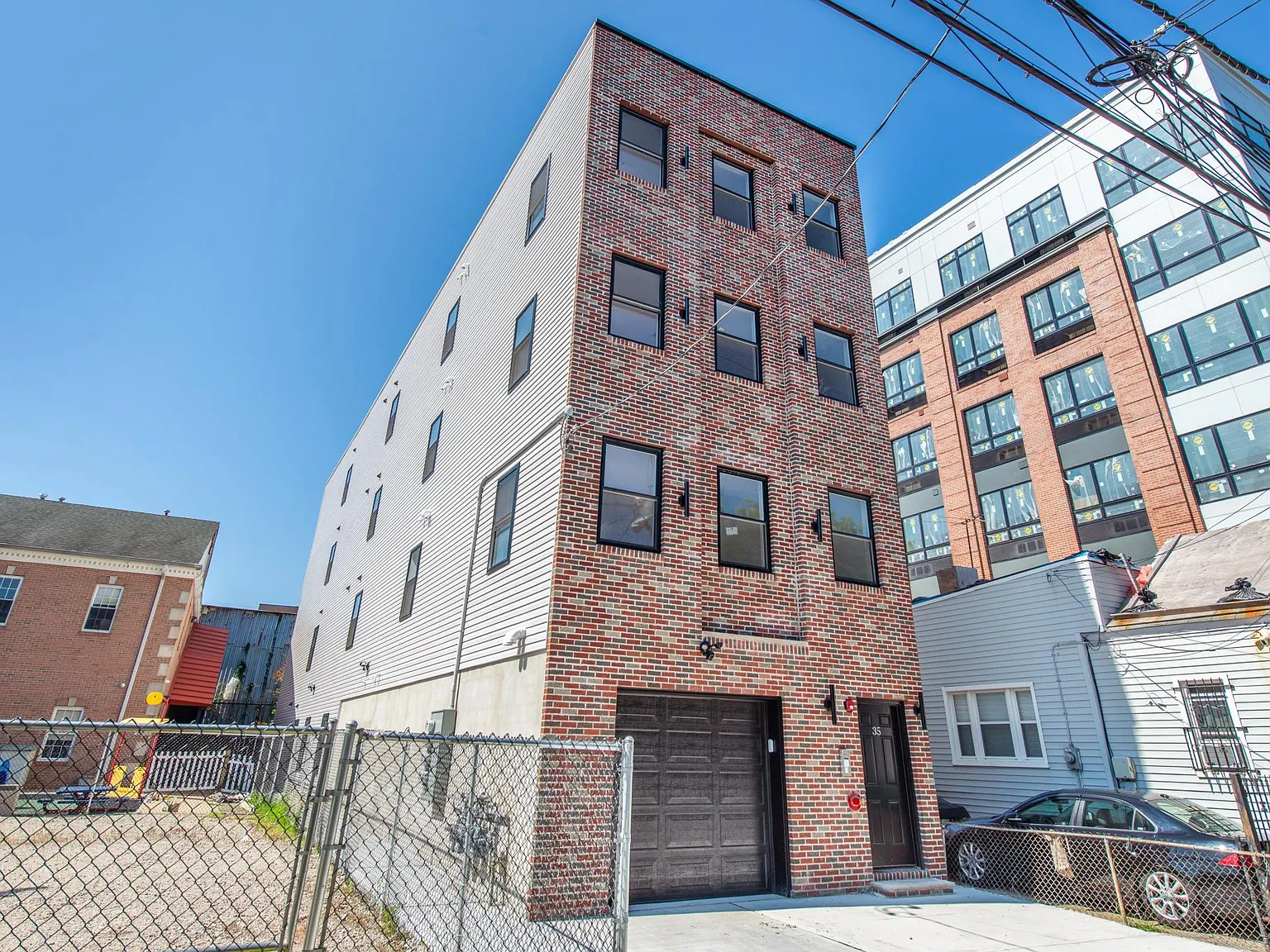 35 Fisk St — Photo 2