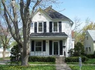 725 W Water St, Kankakee, IL 60901