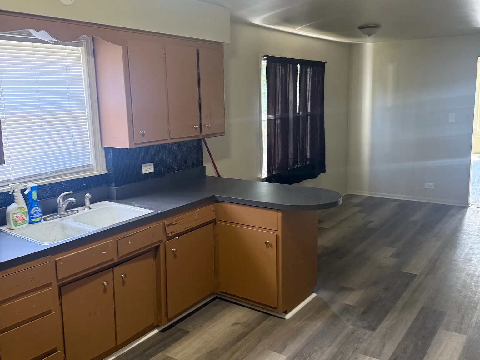 14263 Lincoln Ave — Photo 1