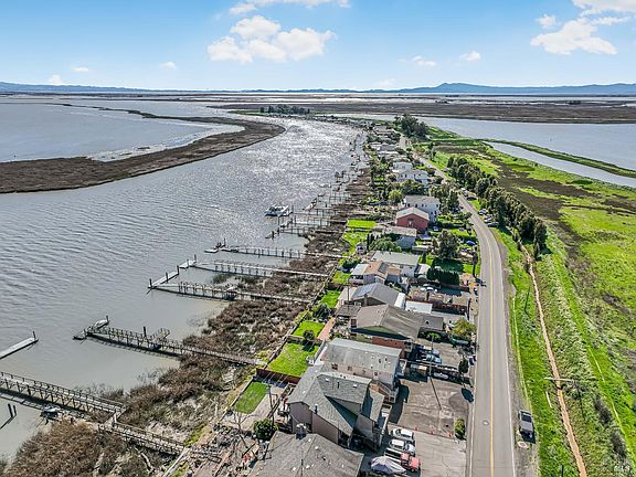 3rd image of 1680 Milton Road