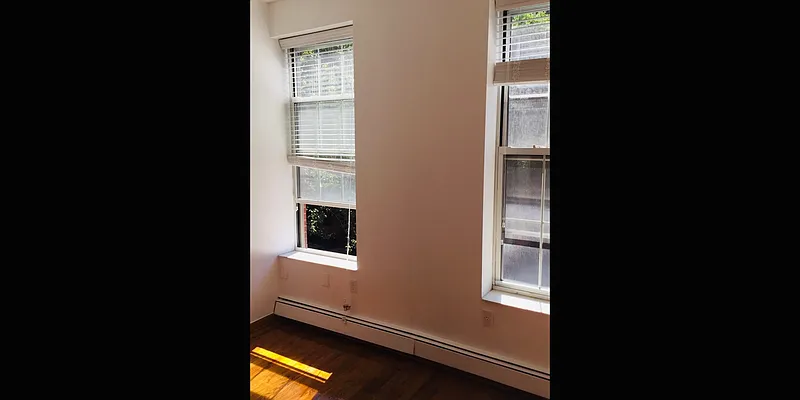 Rented by Bank Neary | media 45