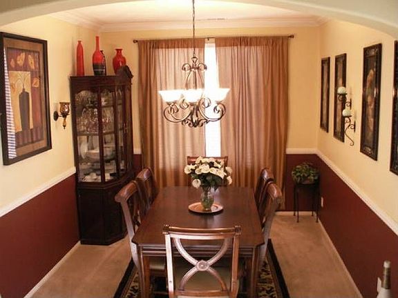 Formal dining room
