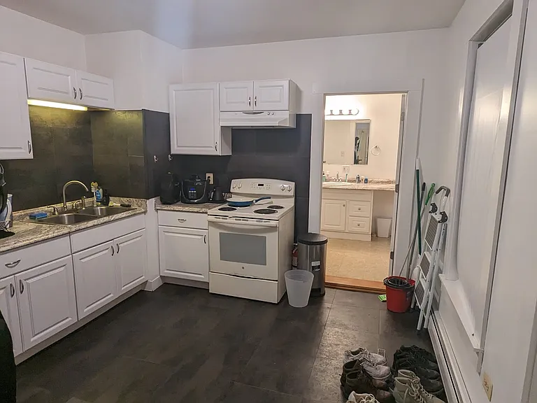 26 Ham St #3 — Photo 6