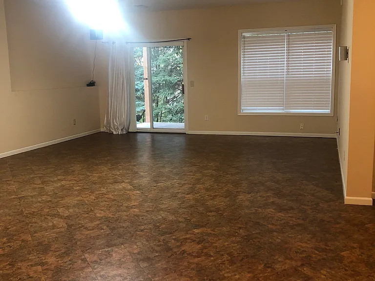 1680 Oakbrooke Ct — Photo 24