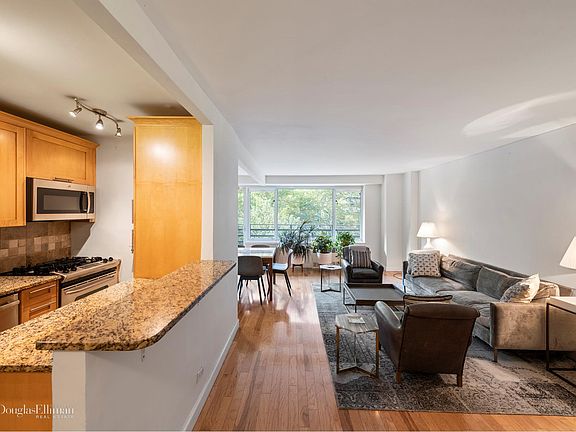 2nd image of 392 Central Park W APT 4M
