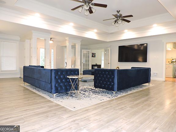 5th image of 1345 Humphries Rd NW