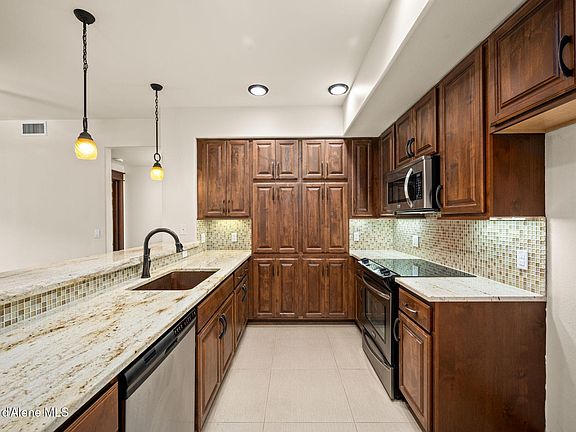 5th image of 2050 N Main St APT 202