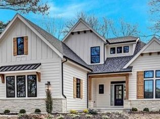 3521 W 92nd Pl, Leawood, KS 66206