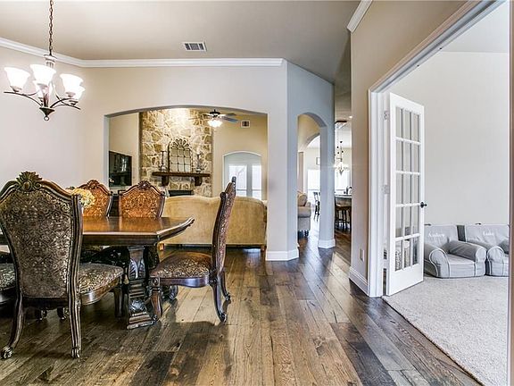 5th image of 10336 Old Eagle River Ln