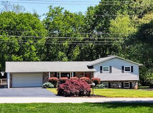 700 E Meadecrest Dr, Knoxville, TN 37923