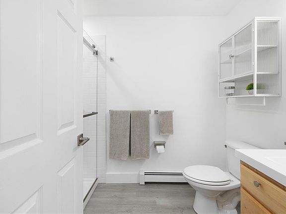 4th image of 45 Cherry Ln APT B