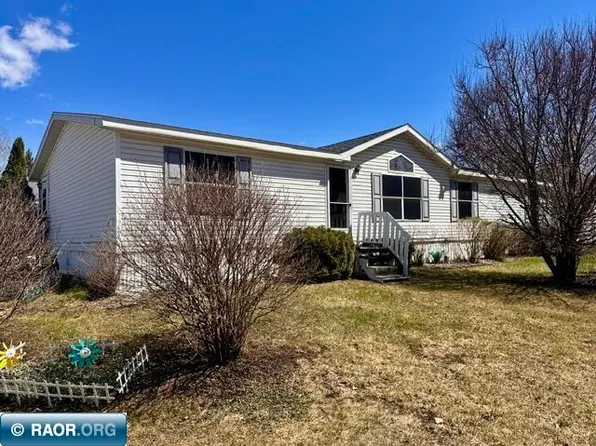 12 Driftwood Dr, Virginia, MN 55792